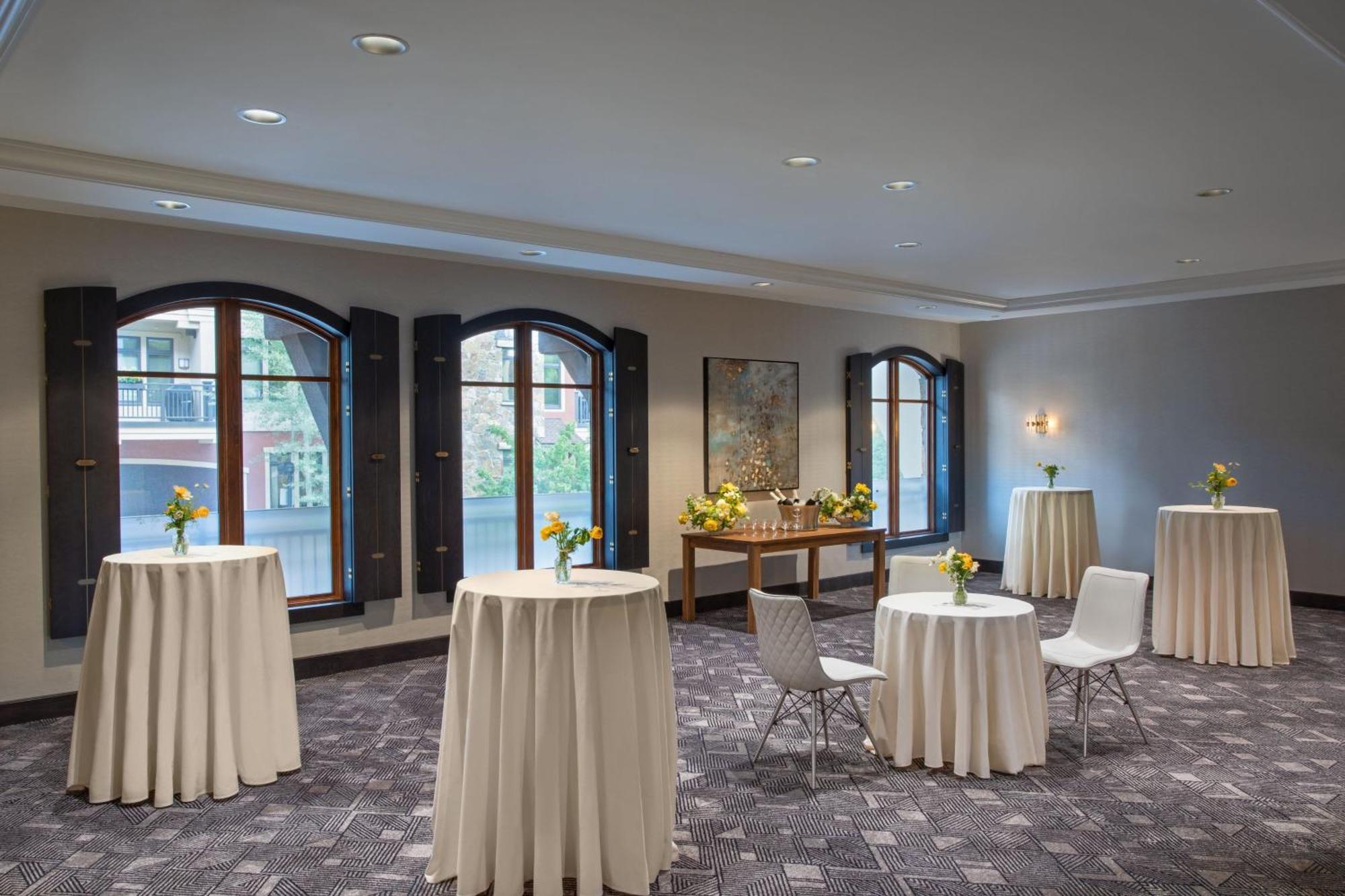The Hythe, A Luxury Collection Resort, Vail Exterior photo